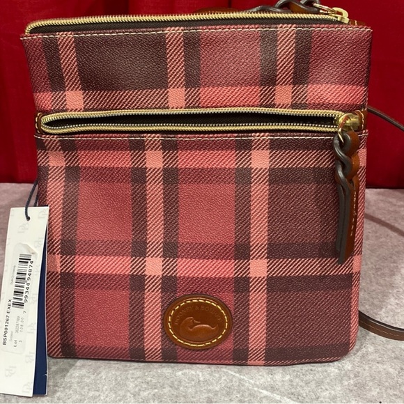 Dooney & Bourke Handbags - New with Tag Dooney and Bourke Crossbody Bag